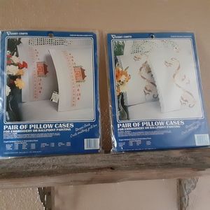 Vintage Two Pairs of Vogart Craft Pillowcases